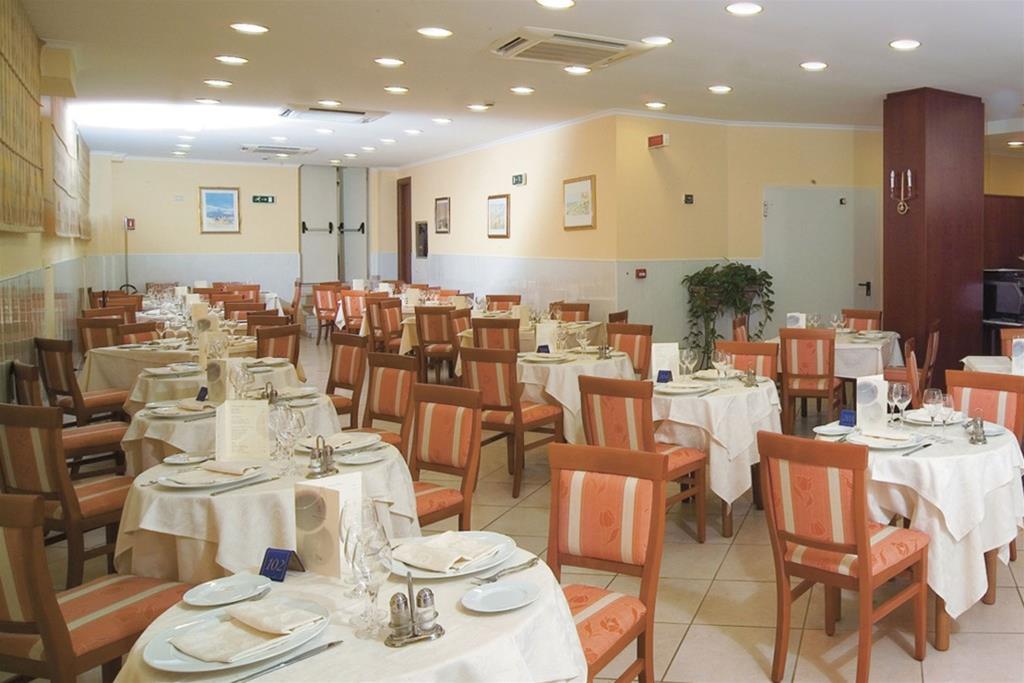 Hotel Orizzonte Letojanni Exterior photo